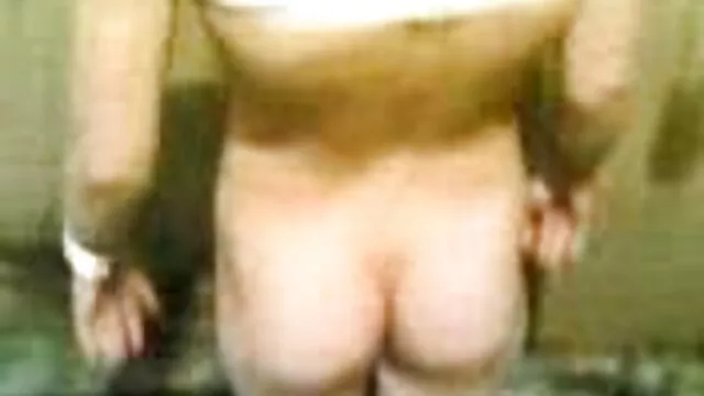 باسن لبه دار به صورت مقعدی کوبیده می شود دانلود سکس روغنی