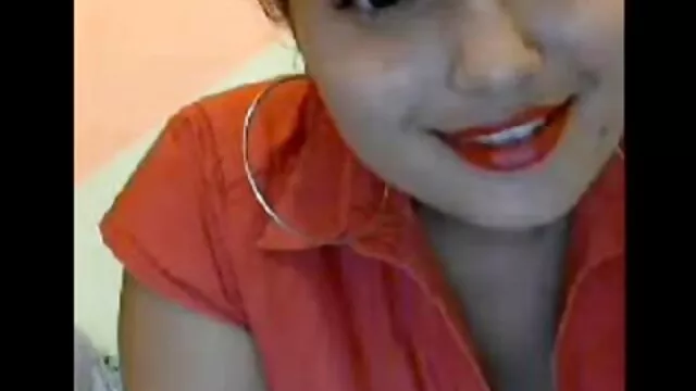 سلنای لعنتی آسیایی خیلی شاخ sexروغنی است و یک آسیایی کامل است...