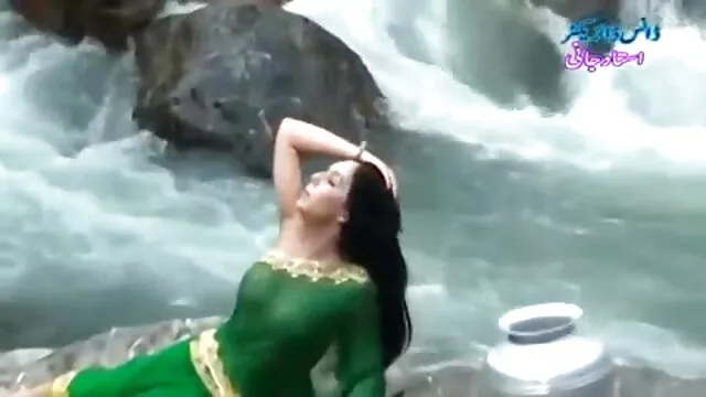 فاحشه Cfnm glam jizzed سکس دوجنسه روغنی