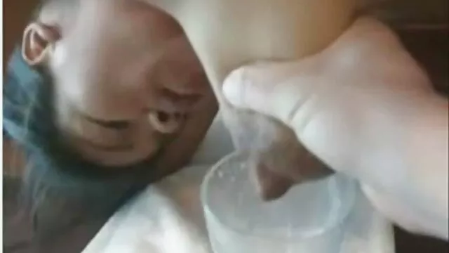 بررسی سوالات دانلود سکس روغنی حساس Swinger بیدمشک خود را با تقدیر